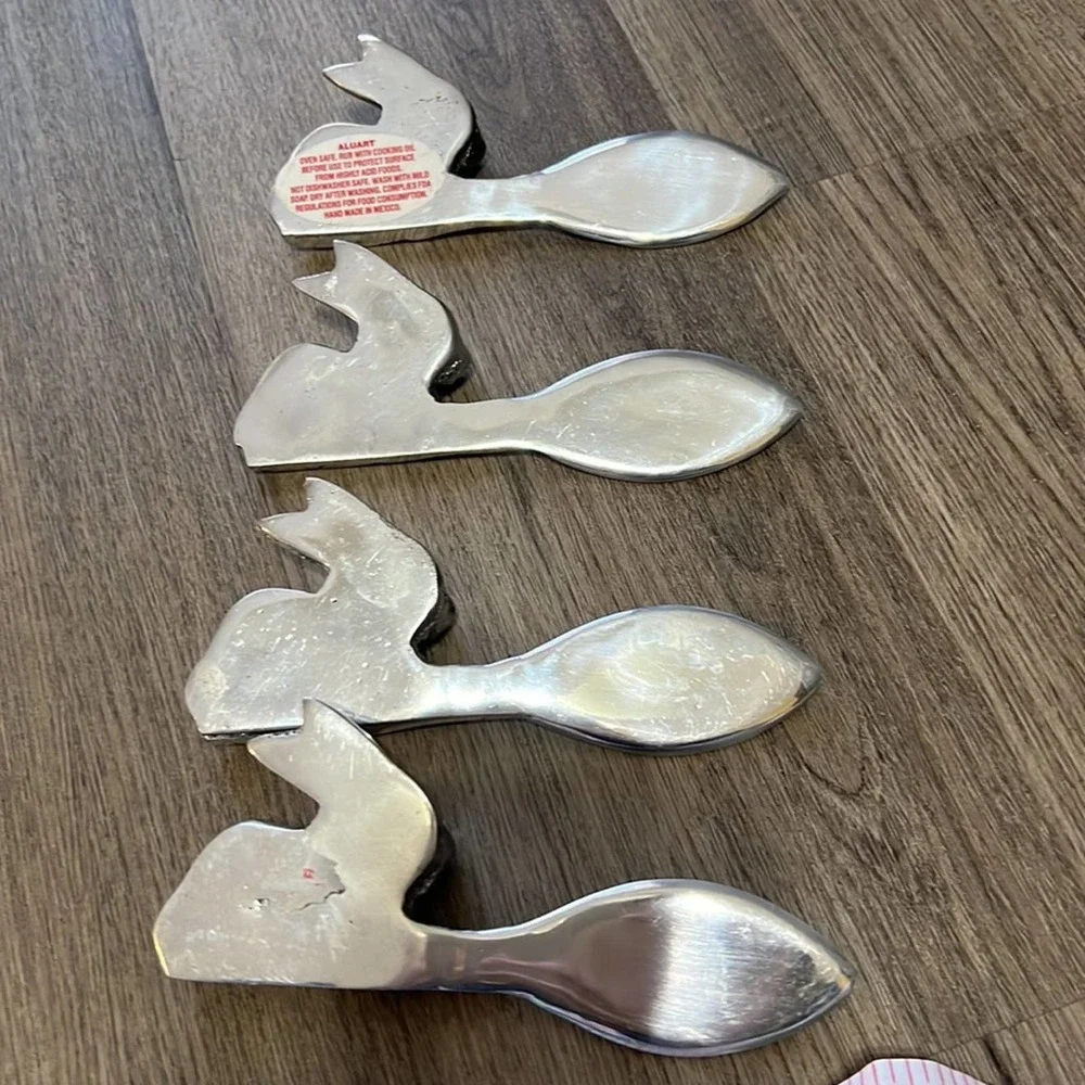 4‎ Cute Bunny Serving or Cheese Knives Great for Spring or Easter